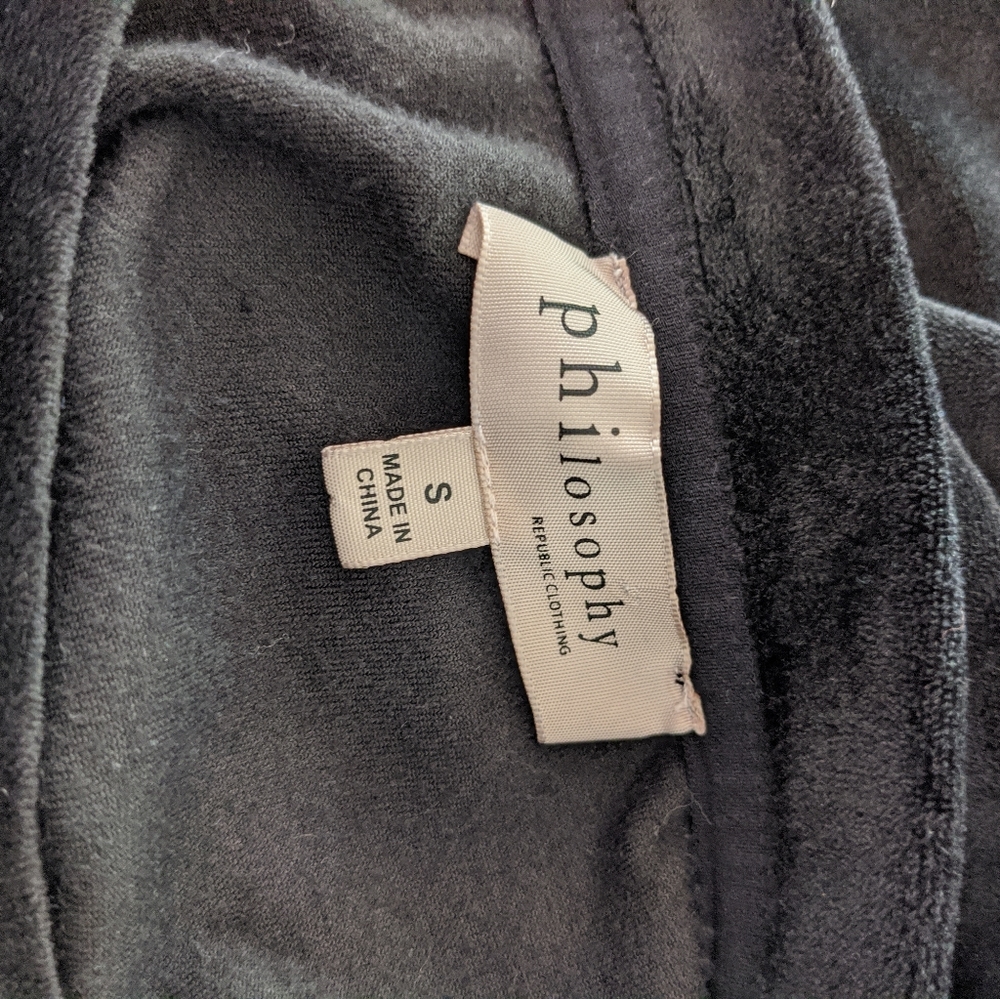 Philosophy Velvet Suede Black Bow Blouse - Picture 6 of 6